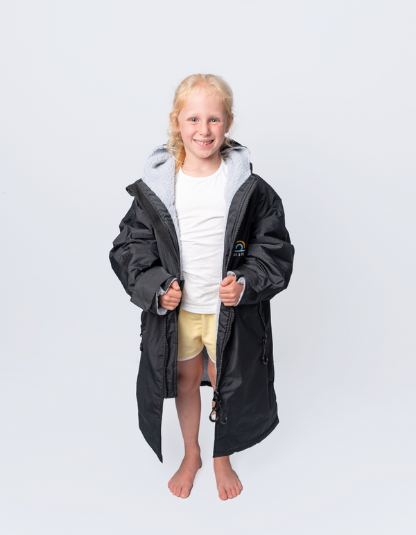 Time & Tide Dry Kids Changing Robe - Black/Grey